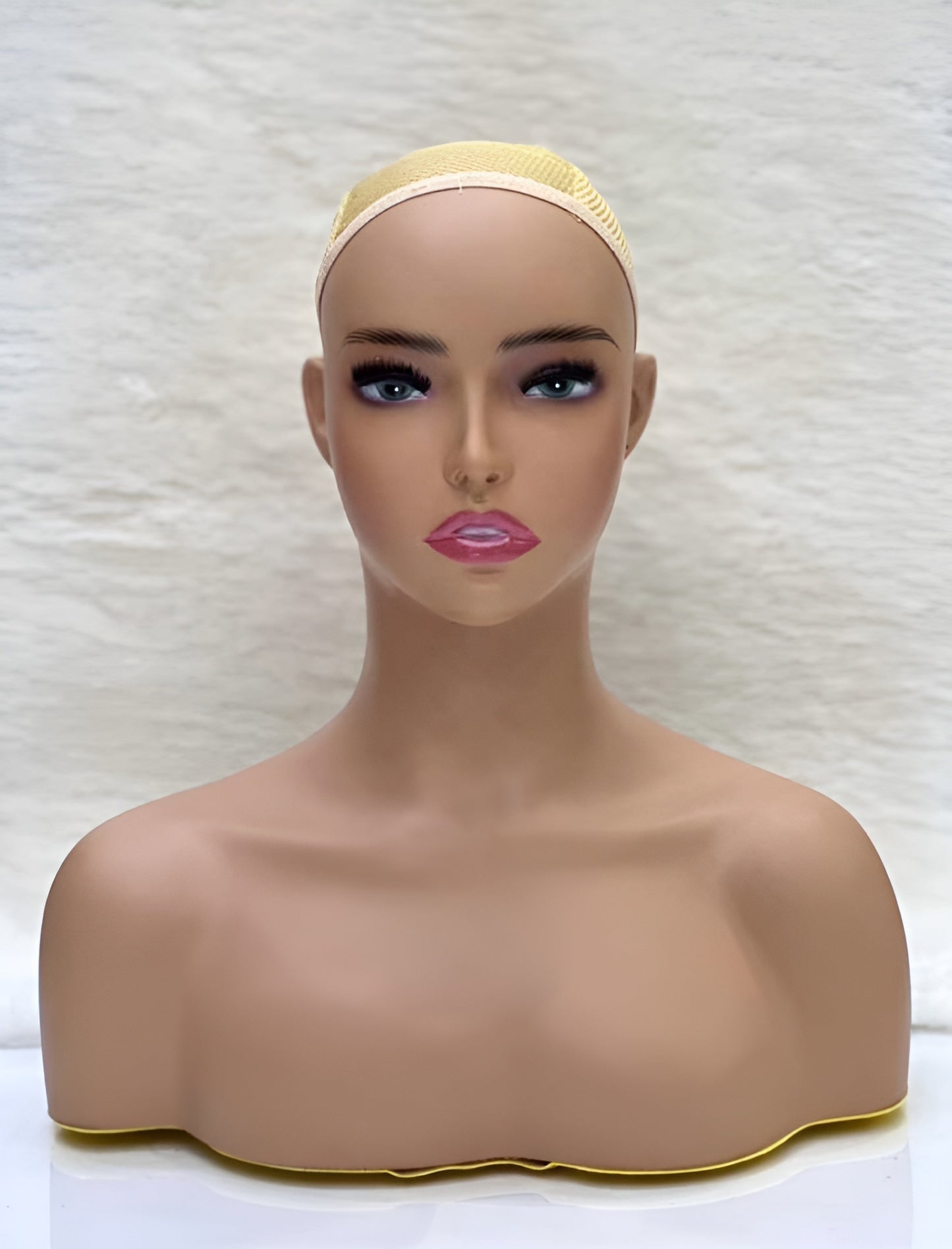 Mannequin Head Display for Wigs Showing Wig Display Head Mannequin for Wig - Natural Hair and Wigs