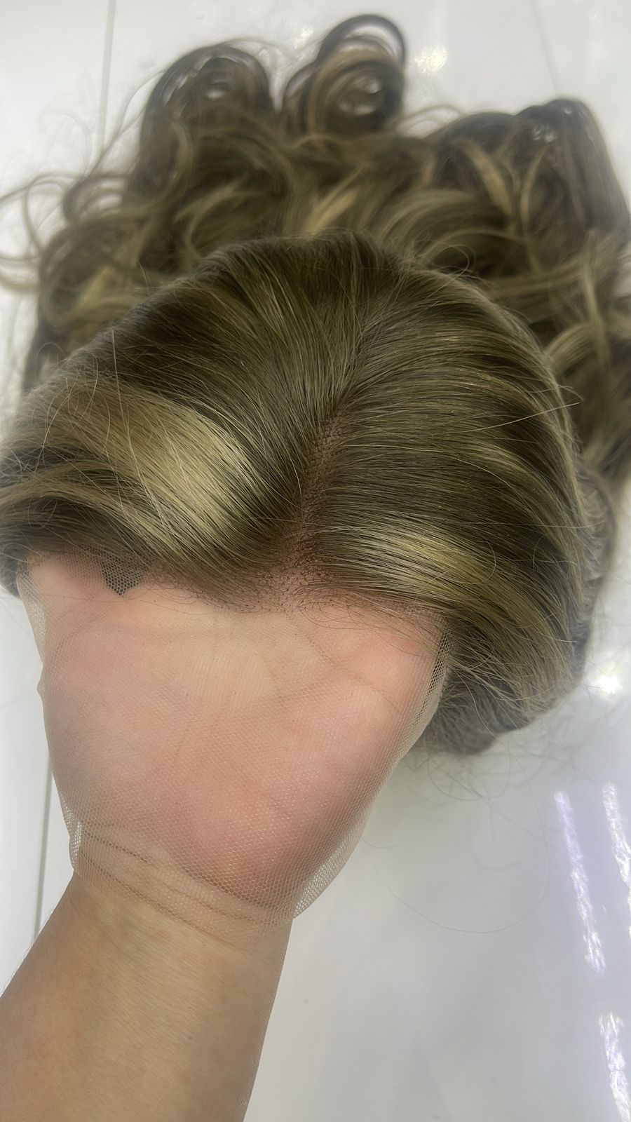 brown and blonde lace front wigs UAE - Natural Hair and Wigs
