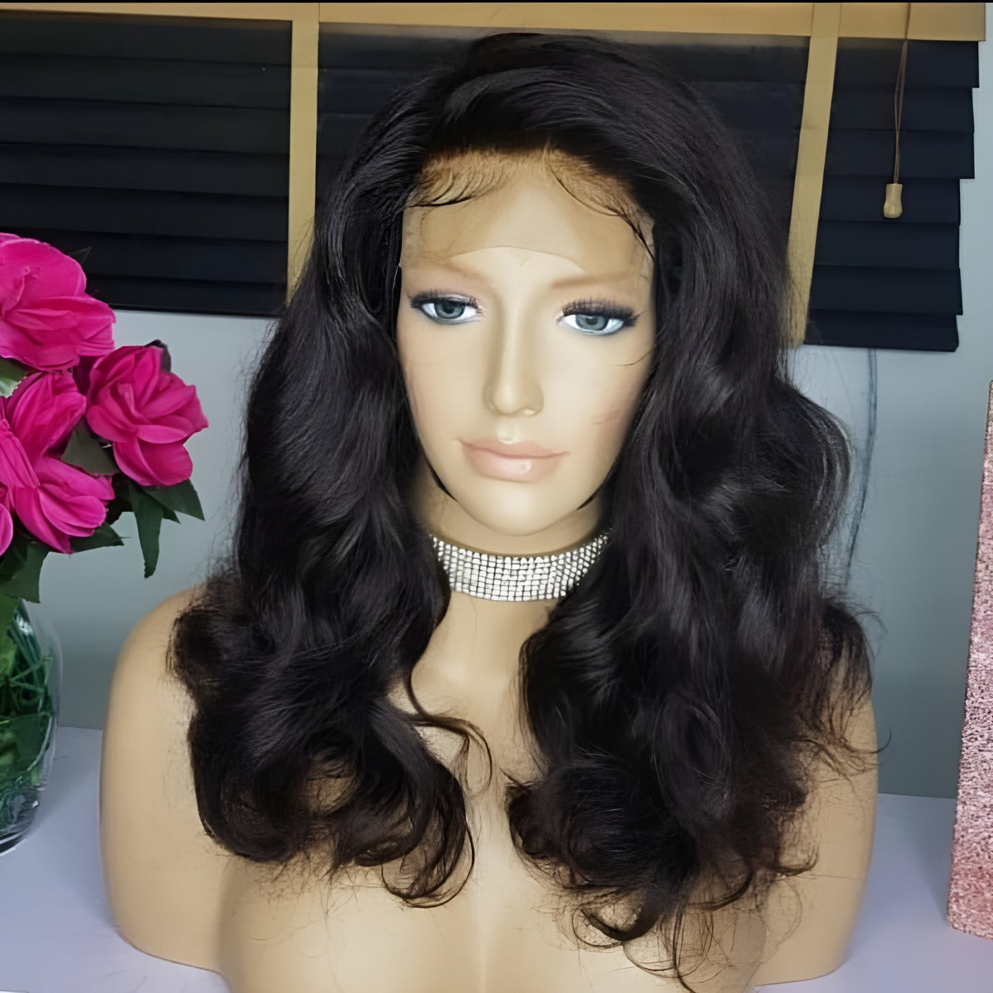medium length wavy wig