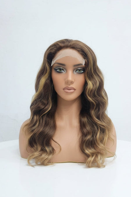 Brown Balayage Human Hair Wig. 
Body wave honey blonde highlight wig. 
Ombre honey blonde wave wig. 
brown wig with blonde highlights UAE. 
