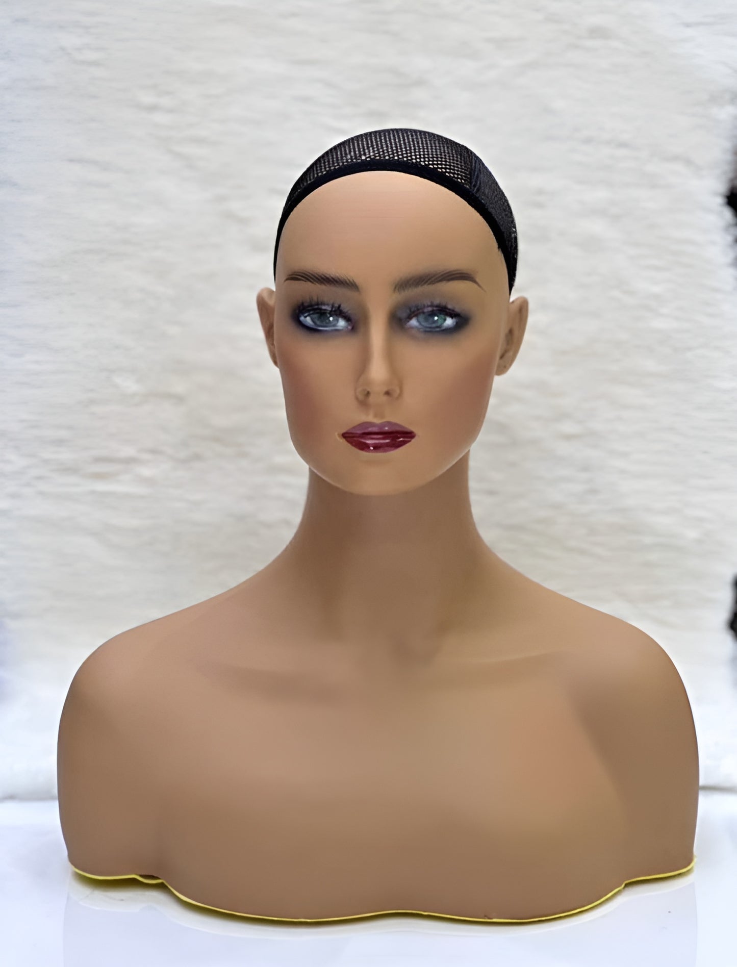 Mannequin Head Display for Wigs Showing Wig Display Head Mannequin for Wig - Natural Hair and Wigs
