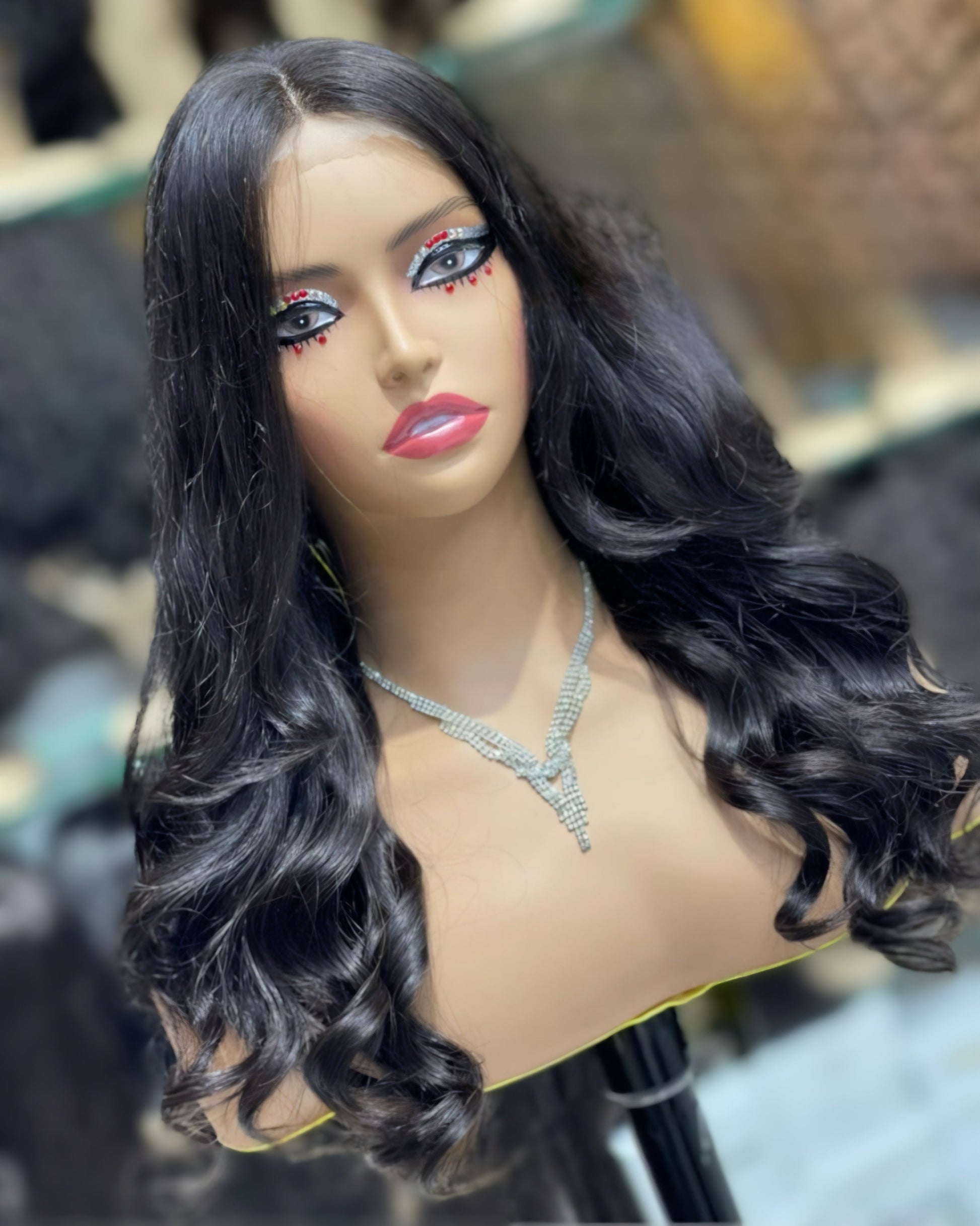 Silk Base Wavy Lace Wig For Girl In UAE Virgin Peruvian Human Hair Natural Hair and Wigs