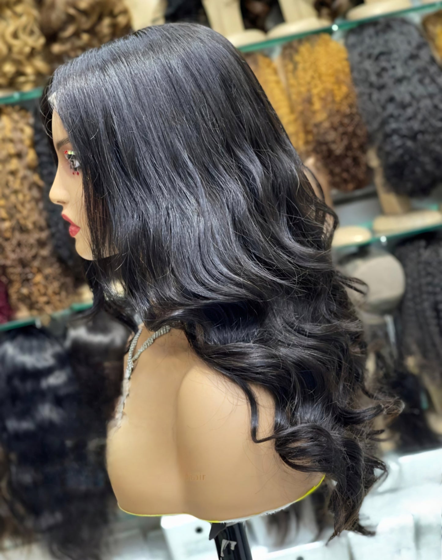 Silk Base Wavy Lace Wig For Girl In UAE Virgin Peruvian Human Hair Natural Hair and Wigs